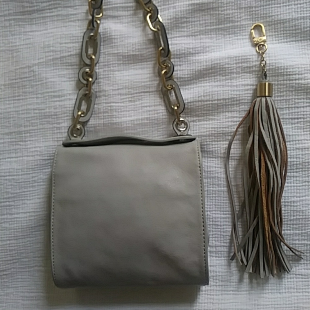 DVF Harper Bon Bon Shoulder Bag - Picture 4 of 5